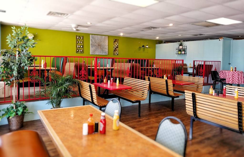 Burger Island | restaurant | 1208 E Belt Line Rd #108, Carrollton, TX 75006, USA | 9722454628 OR +1 972-245-4628