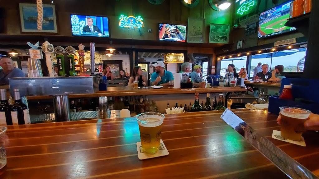 Dixie Fish Co. | restaurant | 714 Fishermans Wharf, Fort Myers Beach, FL 33931, USA | 2392338837 OR +1 239-233-8837