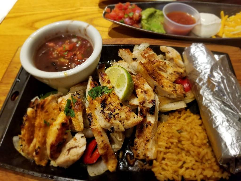 Chilis Grill & Bar | meal takeaway | 17643 Bruce B Downs Blvd, Tampa, FL 33647, USA | 8139030039 OR +1 813-903-0039