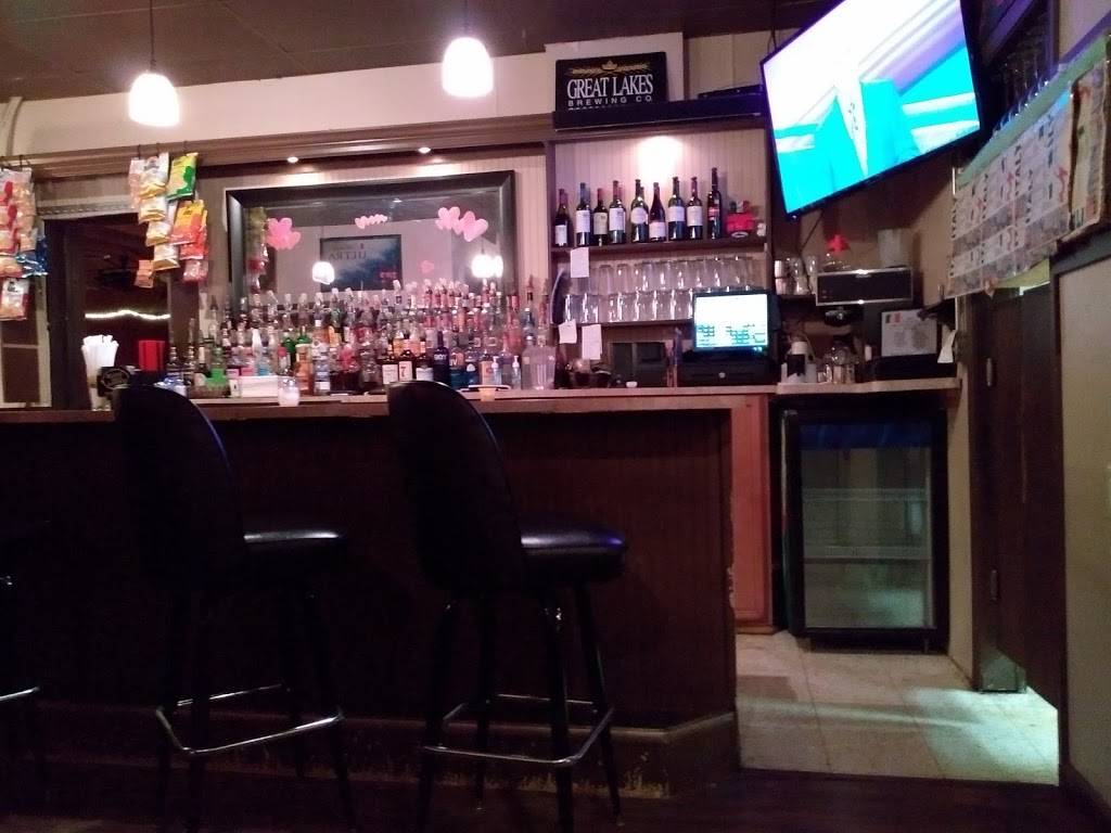 Severinos Restaurant & Lounge | restaurant | 35125 Vine St, Willowick, OH 44095, USA | 4409460770 OR +1 440-946-0770