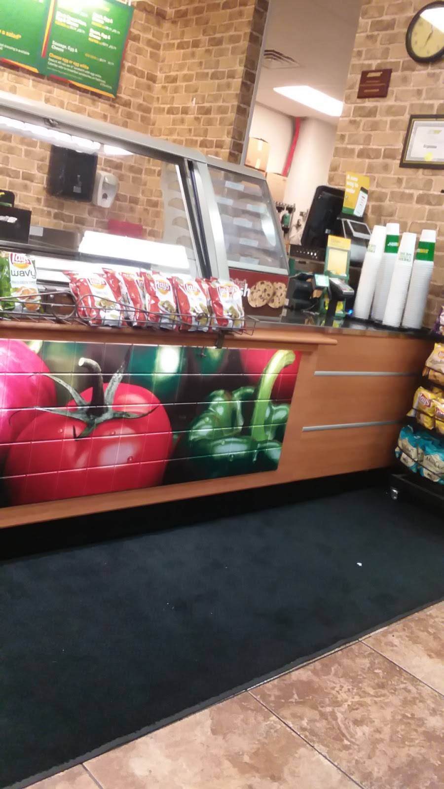 Subway Restaurants | restaurant | 3217 E Washington Blvd, Fort Wayne, IN 46803, USA | 2607551089 OR +1 260-755-1089