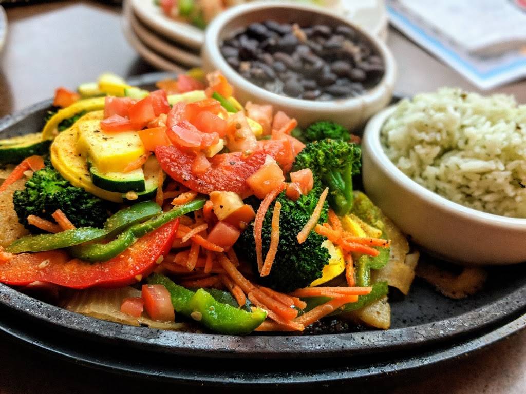 Abuelos Mexican Restaurant | restaurant | Greenbrier Mall, 1712 Ring Rd, Chesapeake, VA 23320, USA | 7579617610 OR +1 757-961-7610