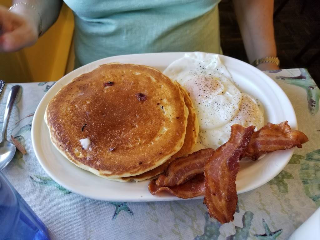 Horizons Family Restaurant | restaurant | 35 Mile Rd, Wells, ME 04090, USA | 2076464155 OR +1 207-646-4155