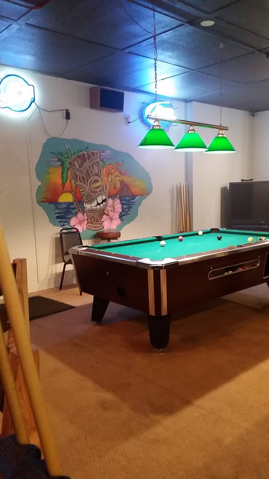 Champion Beach House & Bar | restaurant | 4551 Mahoning Ave, Warren, OH 44483, USA | 3304696993 OR +1 330-469-6993