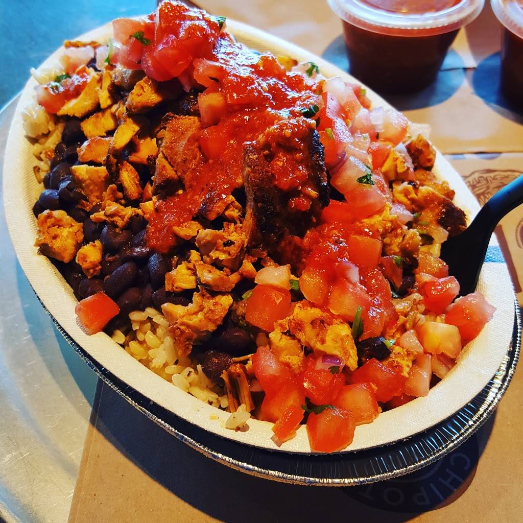 Chipotle Mexican Grill | restaurant | 10343 Indianapolis Blvd Ste 101, Highland, IN 46322, USA | 2199242654 OR +1 219-924-2654