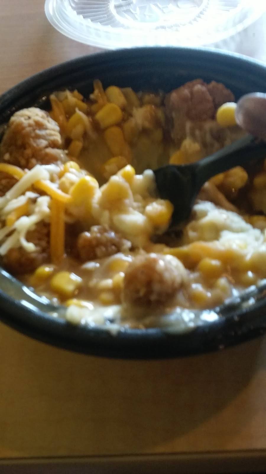 KFC | restaurant | 670 N Hanover St, Carlisle, PA 17013, USA | 7172438761 OR +1 717-243-8761