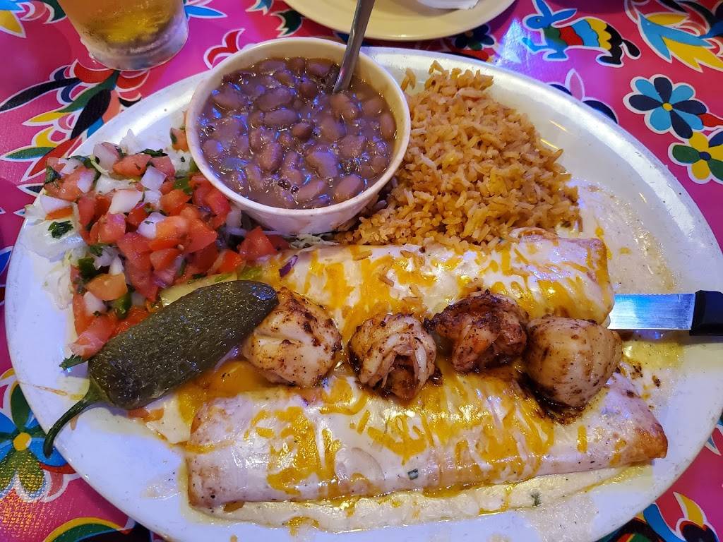 Tia Juanita’s Fish Camp | restaurant | 3102 S John Redditt Dr, Lufkin, TX 75904, USA | 9362383090 OR +1 936-238-3090