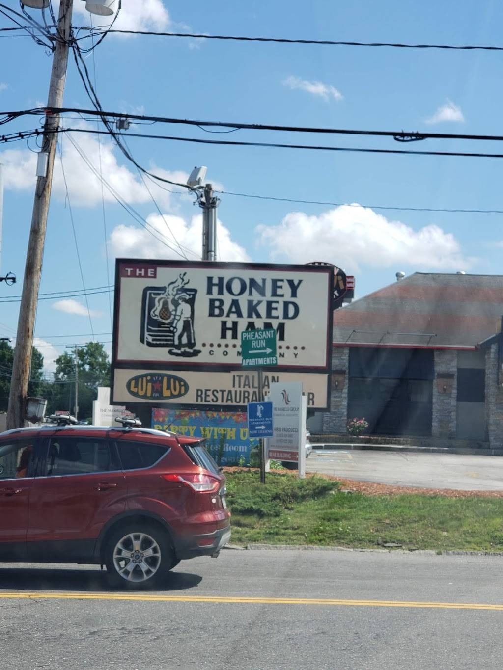 The Honey Baked Ham Company | meal takeaway | 257 Daniel Webster Hwy, Nashua, NH 03060, USA | 6038886800 OR +1 603-888-6800