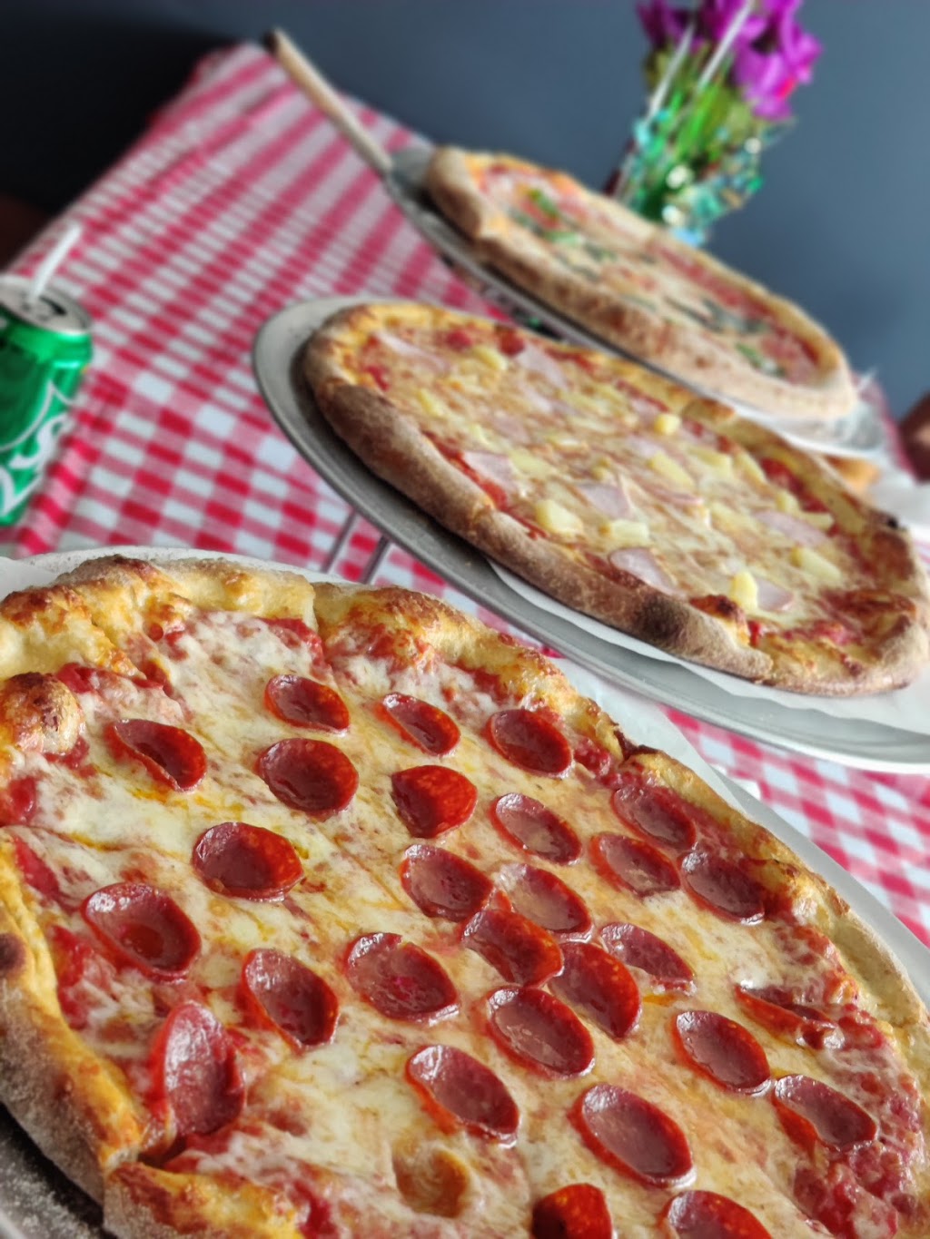 Nanas Pizzeria & Ristorante Italiana | restaurant | 22w535 Butterfield Rd, Glen Ellyn, IL 60137, USA | 6304749065 OR +1 630-474-9065