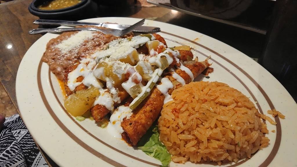 La Querencia | restaurant | 676 Broadway, Chula Vista, CA 91910, USA | 6194204700 OR +1 619-420-4700