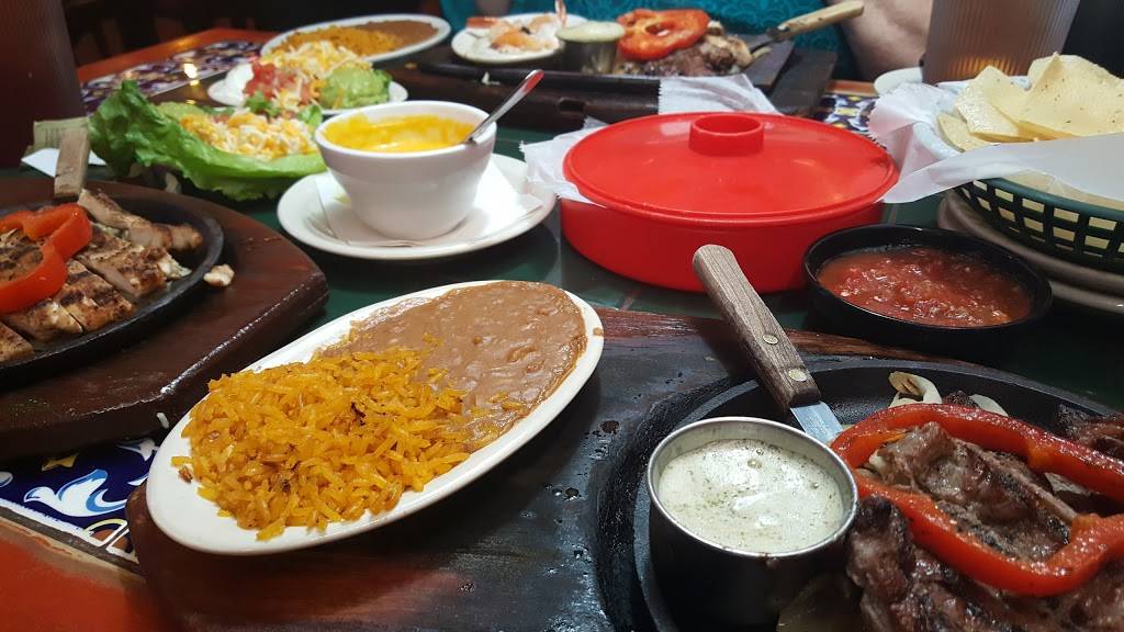 Posados Cafe | restaurant | 110 Triple Creek Cir, Longview, TX 75601, USA | 9032349115 OR +1 903-234-9115