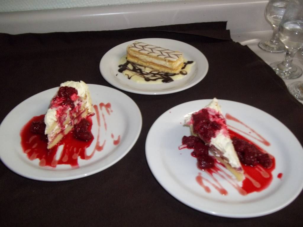 LAutentico | restaurant | 111 Boulevard Dr Albiny Paquette, Mont-Laurier, QC J9L 1J2, Canada | 8196233555 OR +1 819-623-3555