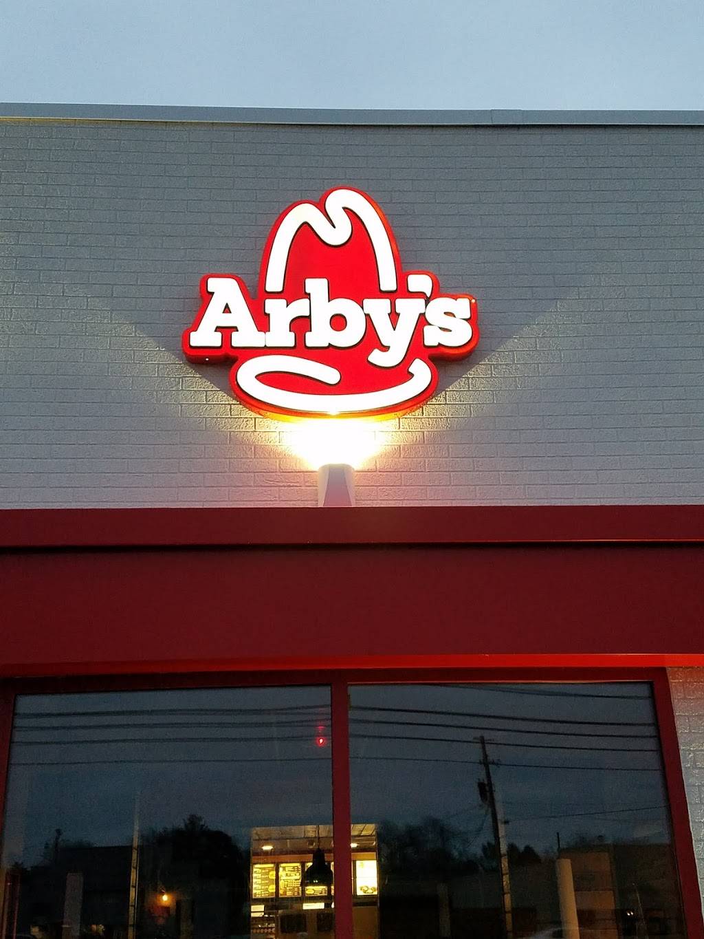 Arbys | restaurant | 606 S Gloster St, Tupelo, MS 38801, USA | 6628415147 OR +1 662-841-5147