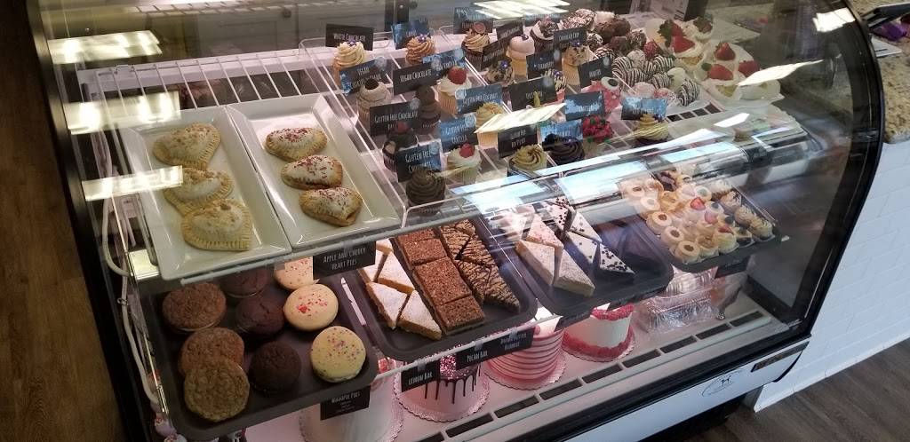 Simply Desserts | bakery | 14035 Promenade Commons St, Gainesville, VA 20155, USA | 7037542257 OR +1 703-754-2257