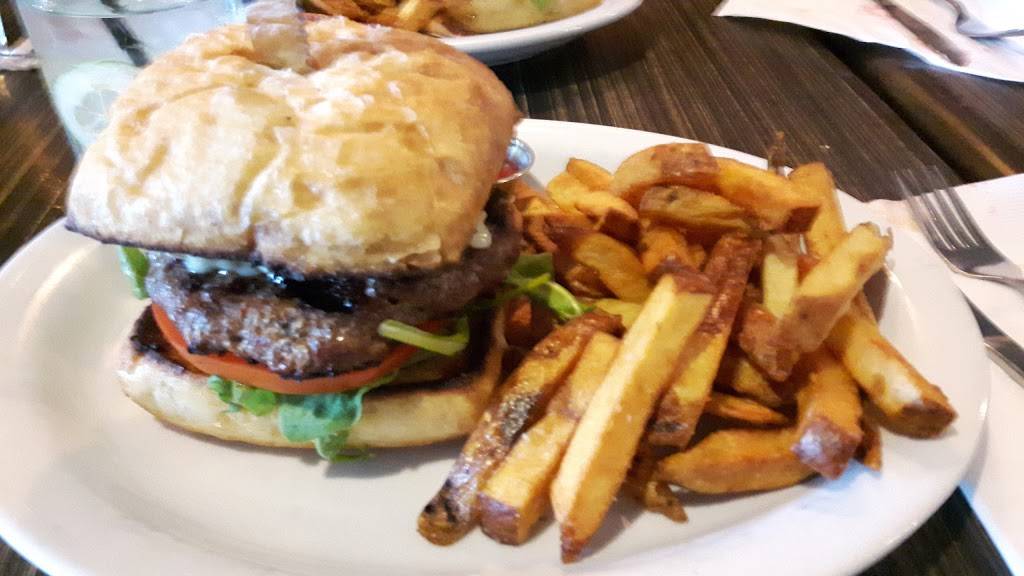 Obies Bar and Grille | restaurant | 209 Pinebush Rd #6a, Cambridge, ON N1R 7H8, Canada | 5196246243 OR +1 519-624-6243