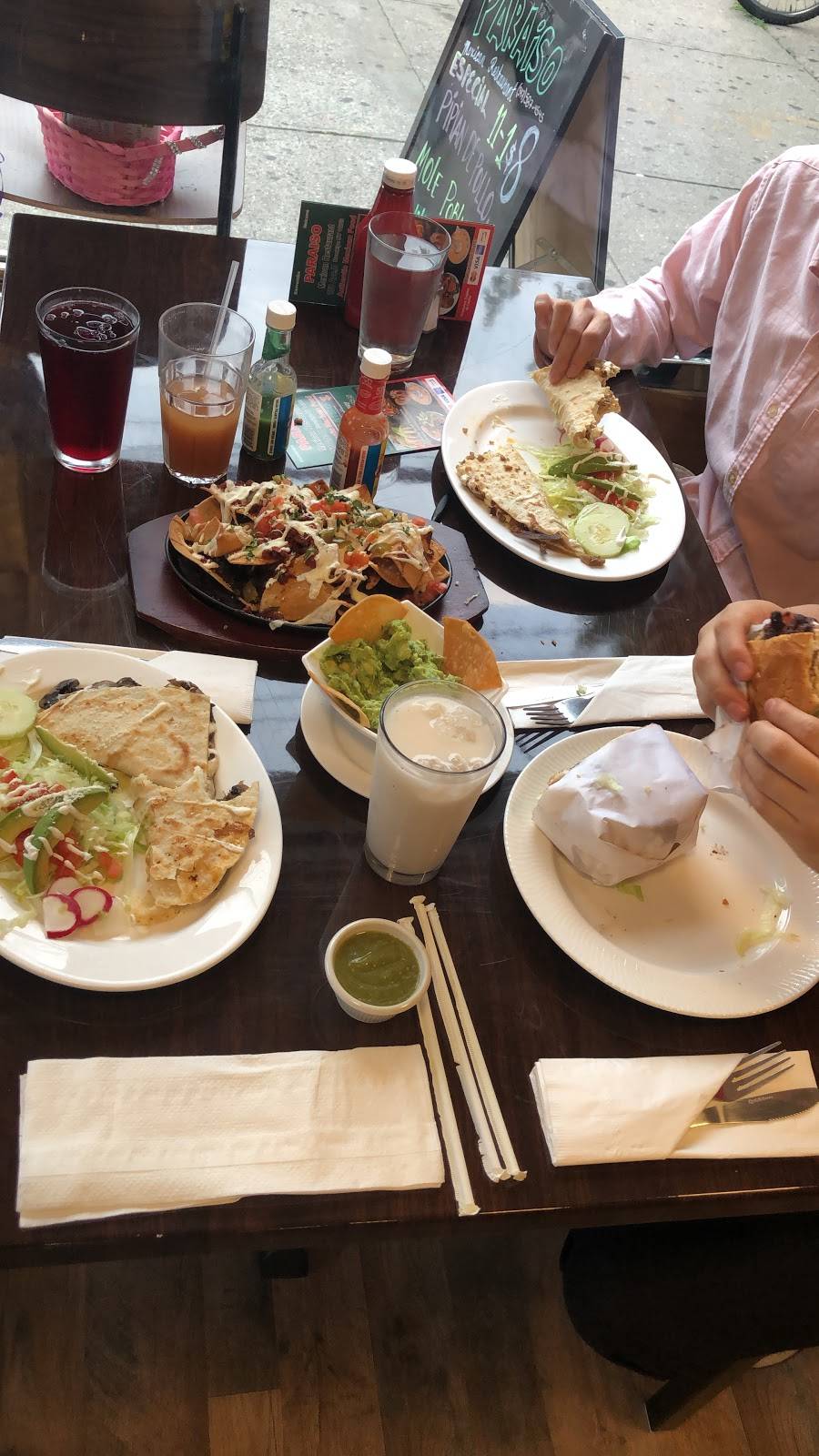 Paraiso | restaurant | 158 Avenue U, Brooklyn, NY 11223, USA | 7185687459 OR +1 718-568-7459