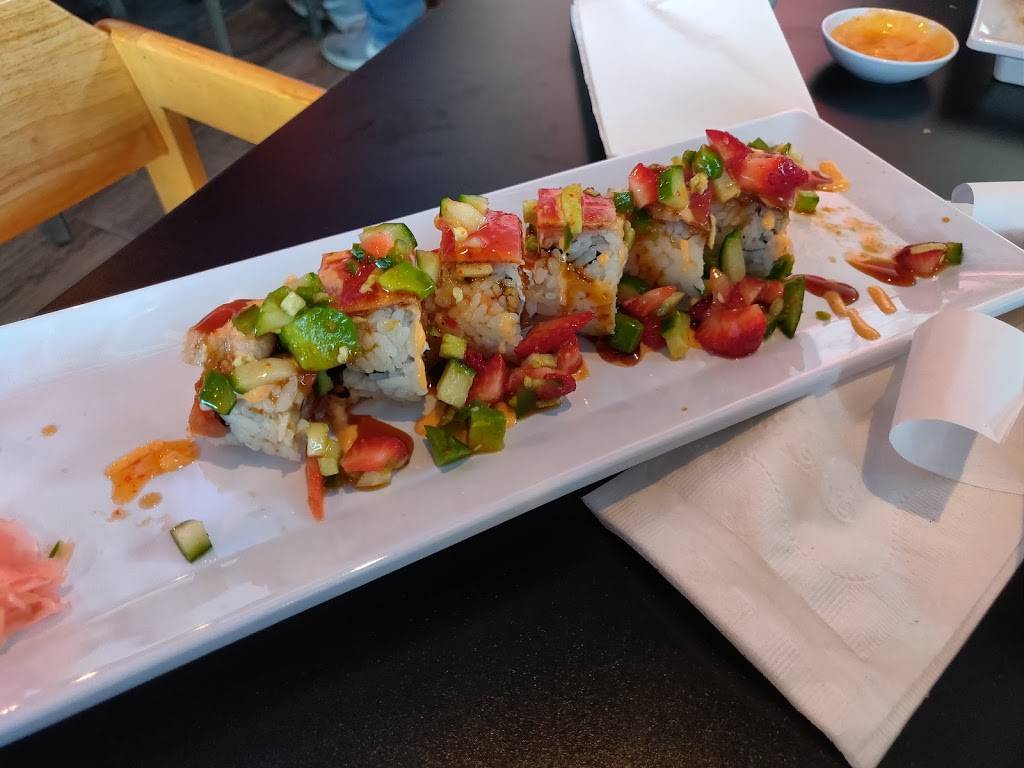 Rock n Roll Sushi | restaurant | 2421 US-31, Decatur, AL 35601, USA | 2566862449 OR +1 256-686-2449