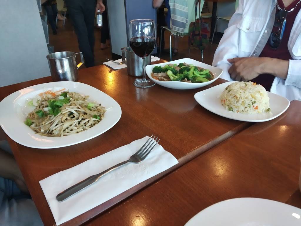 Tommys Thai | restaurant | 3410 E Colfax Ave, Denver, CO 80206, USA | 3033774244 OR +1 303-377-4244