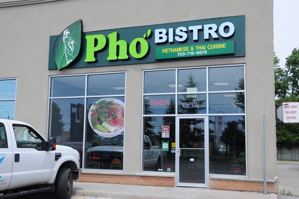Pho Bistro | restaurant | 649 Yonge St Unit 9, Barrie, ON L4N 4E7, Canada | 7057196879 OR +1 705-719-6879
