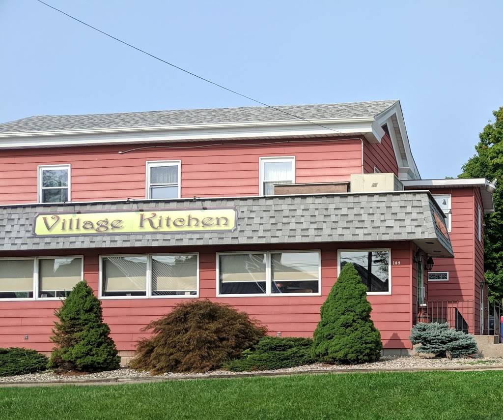 Village Kitchen | restaurant | 109 N Superior St, Angola, IN 46703, USA | 2606659053 OR +1 260-665-9053