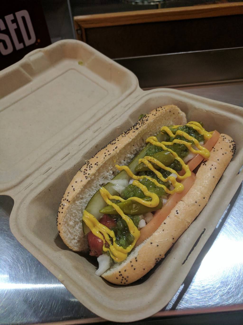 Dapper Dog | restaurant | 417 Castro St, San Francisco, CA 94114, USA | 4155536332 OR +1 415-553-6332