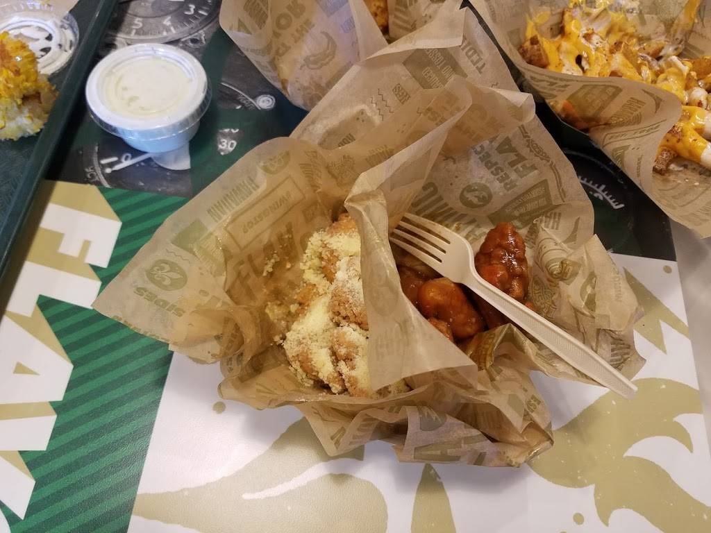 Wingstop | restaurant | 10435 Indianapolis Blvd b, Highland, IN 46322, USA | 2199249464 OR +1 219-924-9464