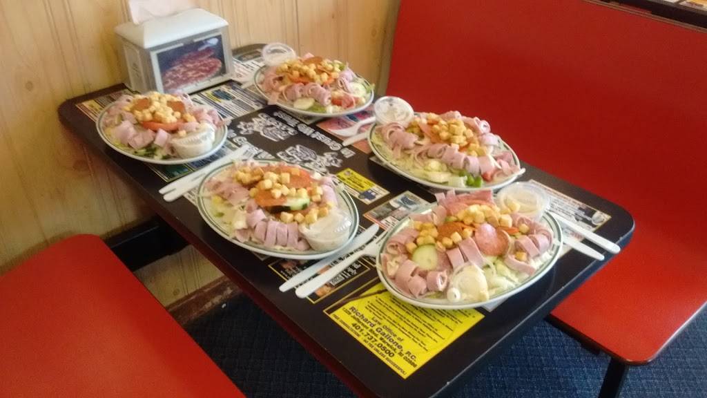 Crustys Pizza | restaurant | 1331 Warwick Ave, Warwick, RI 02888, USA | 4014635123 OR +1 401-463-5123