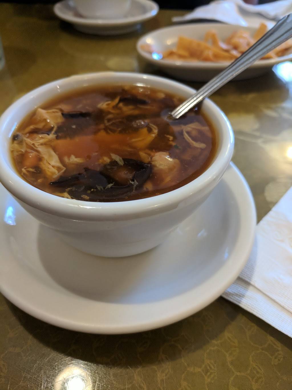 China King Restaurant | restaurant | 2903, 5 S King St, Leesburg, VA 20175, USA | 7037779831 OR +1 703-777-9831