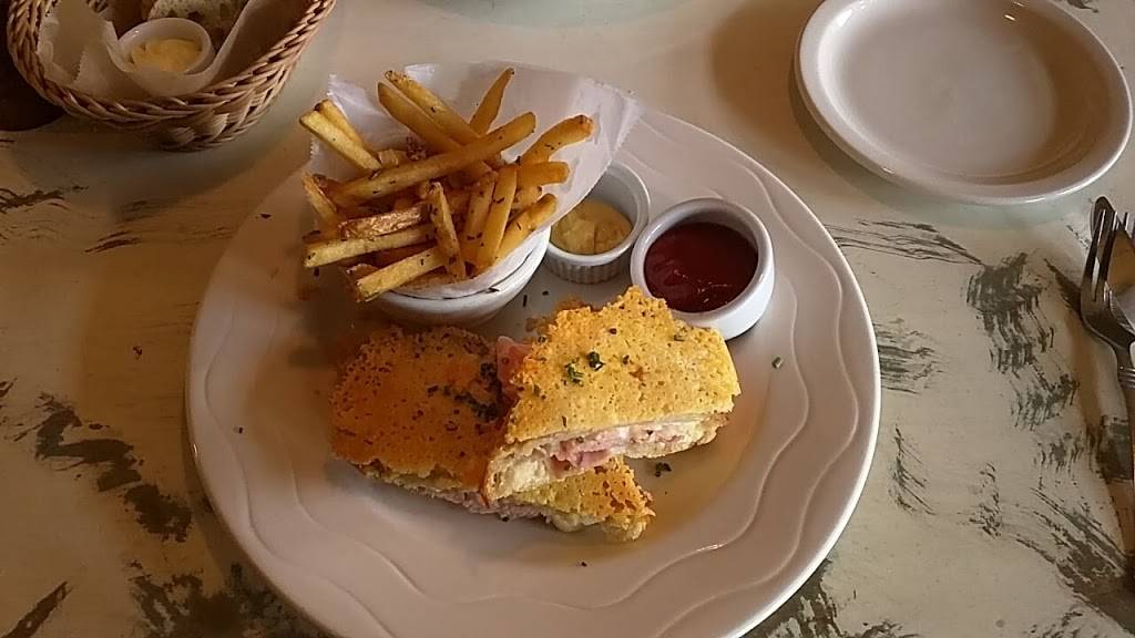 La Merise French Bistro | restaurant | 2700 E 3rd Ave, Denver, CO 80206, USA | 7205964360 OR +1 720-596-4360