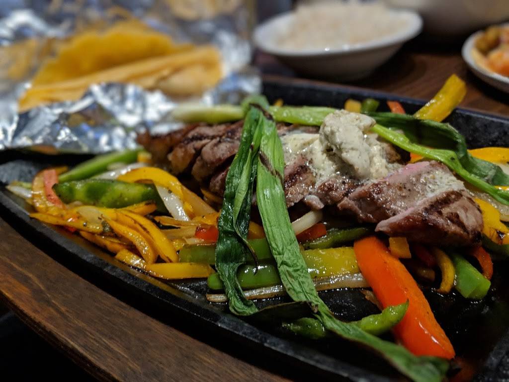 Noes Cantina | restaurant | 1199 Church St, San Francisco, CA 94114, USA | 4152824007 OR +1 415-282-4007