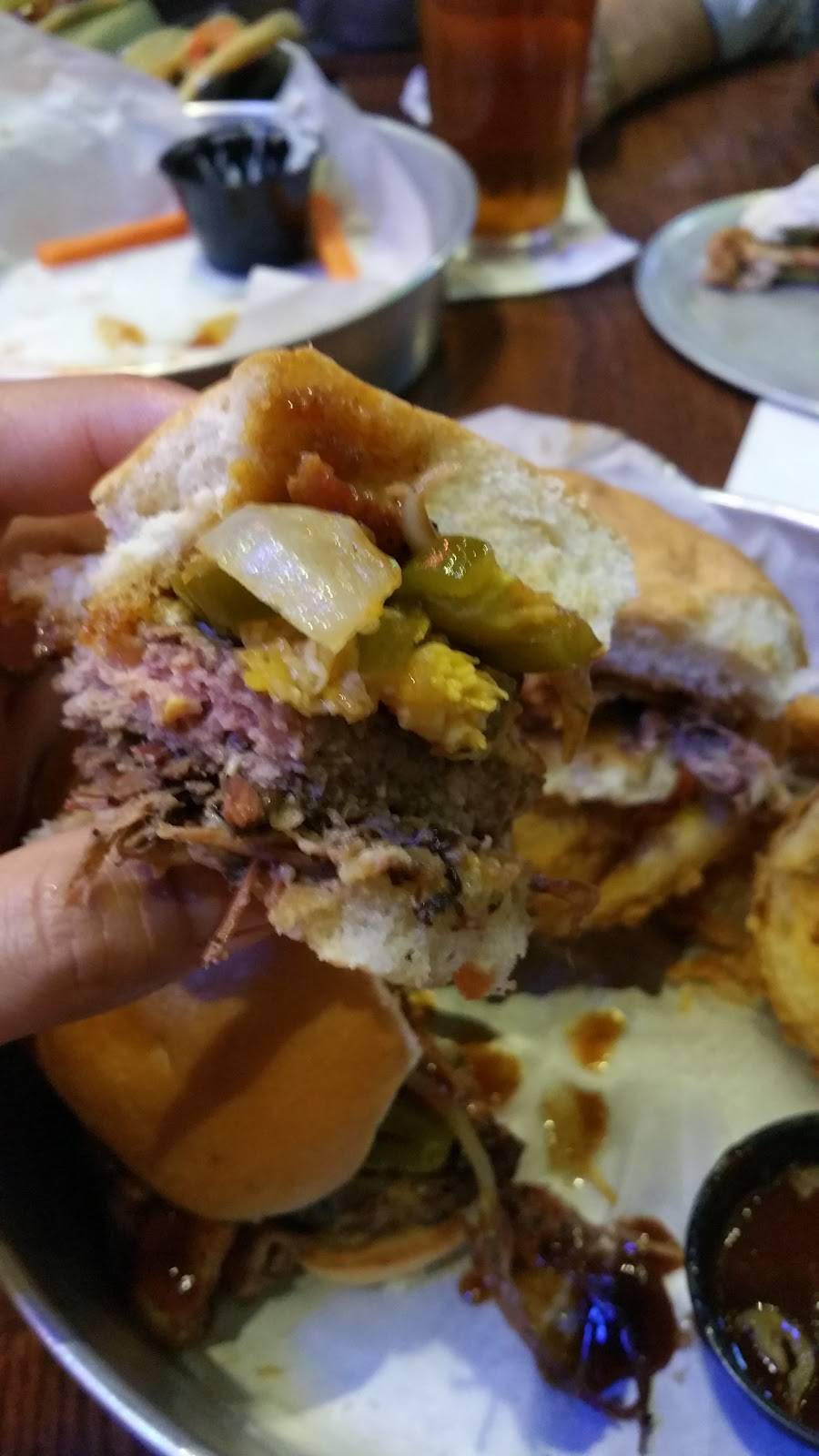 Republic Icehouse | restaurant | 3807 University Blvd, Tyler, TX 75701, USA | 9035045860 OR +1 903-504-5860