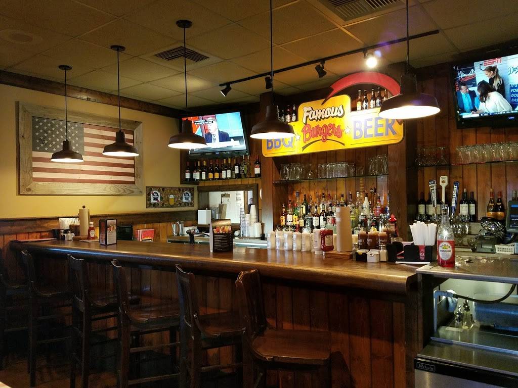 Famous Daves Bar-B-Que | restaurant | 7411 North Grand Prairie Drive, Peoria, IL 61615, USA | 3096917427 OR +1 309-691-7427