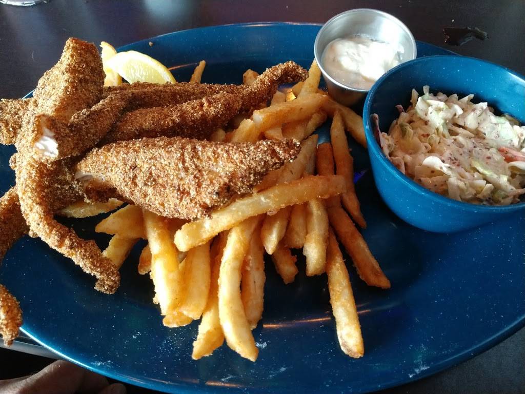 Ivars River Pub | restaurant | 701 Cheatham St, San Marcos, TX 78666, USA | 5128780303 OR +1 512-878-0303