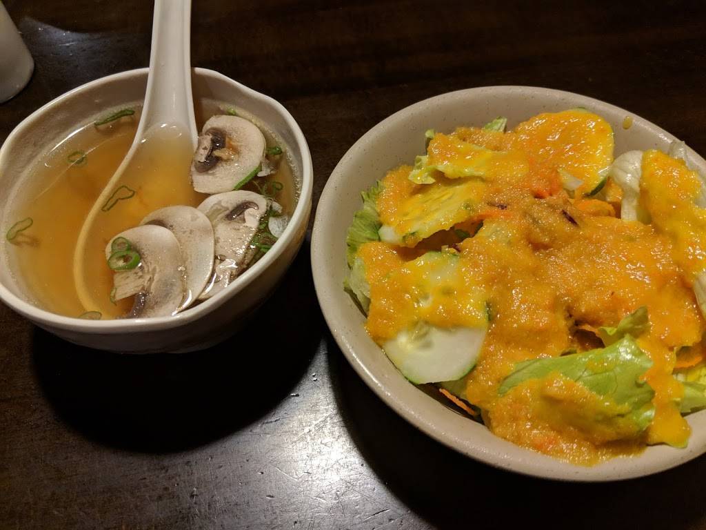 Umi Japanese Restaurant | restaurant | 1117 Park W Blvd C, Mt Pleasant, SC 29466, USA | 8438812286 OR +1 843-881-2286