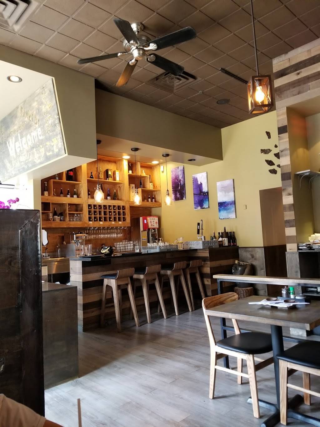 Hikari Sushi & grill | restaurant | 490 El Camino Real #140, Redwood City, CA 94062, USA | 6502573712 OR +1 650-257-3712