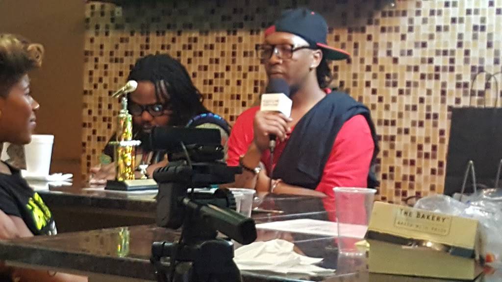 GME Sports Lounge & Grill | restaurant | 899 M.L.K. Jr Dr SW, Atlanta, GA 30314, USA | 6783049660 OR +1 678-304-9660