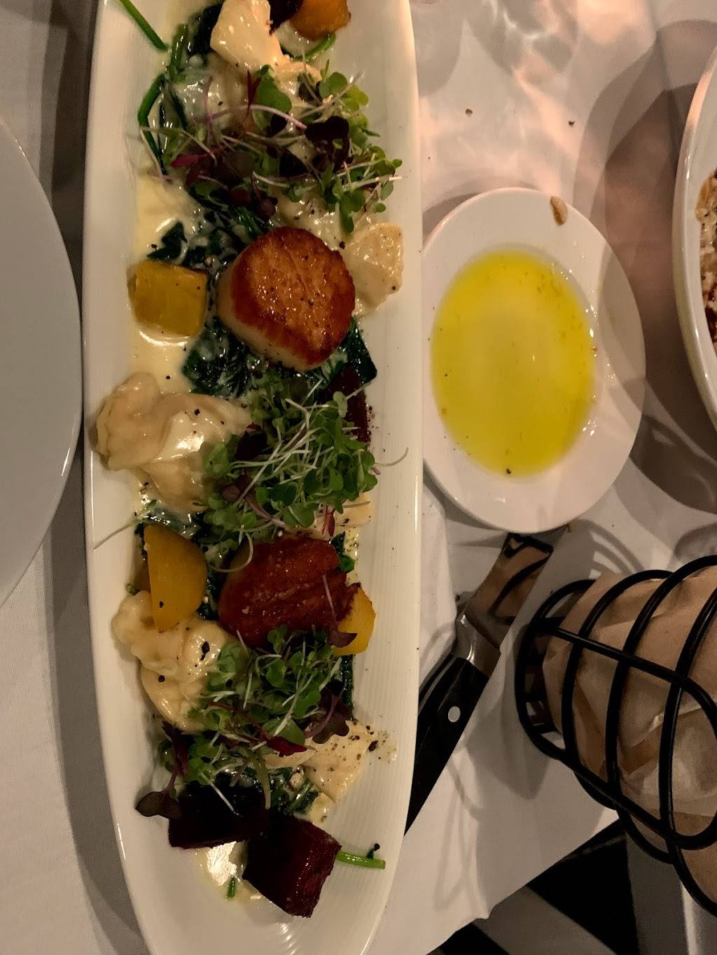 Circe Restaurant & Bar - East Greenwich | restaurant | 1646 Division Rd, East Greenwich, RI 02818, USA | 4013980432 OR +1 401-398-0432