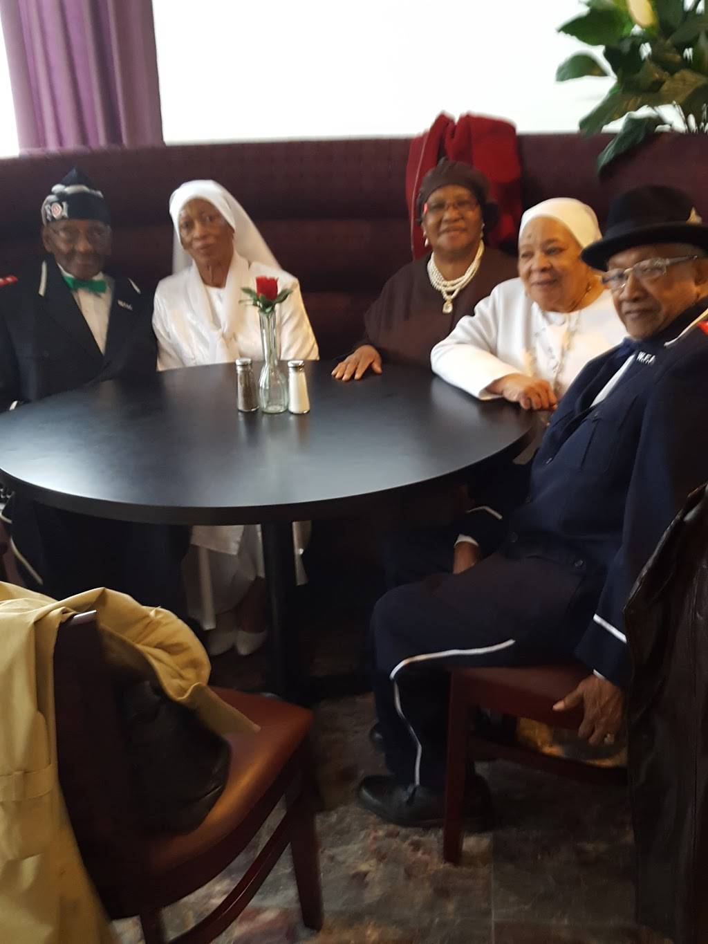 Salaam Restaurant & Bakery | restaurant | 700 W 79th St, Chicago, IL 60620, USA | 7733246005 OR +1 773-324-6005