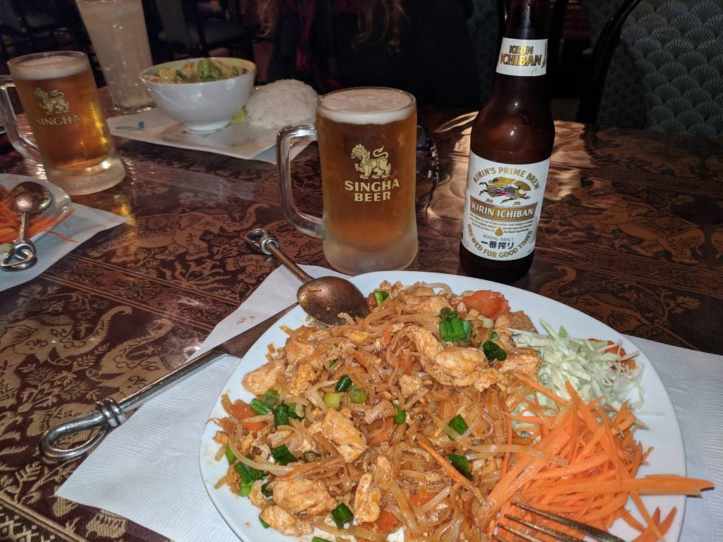 Thai Village | restaurant | 7 Del Fino Pl, Carmel Valley, CA 93924, USA | 8316595819 OR +1 831-659-5819