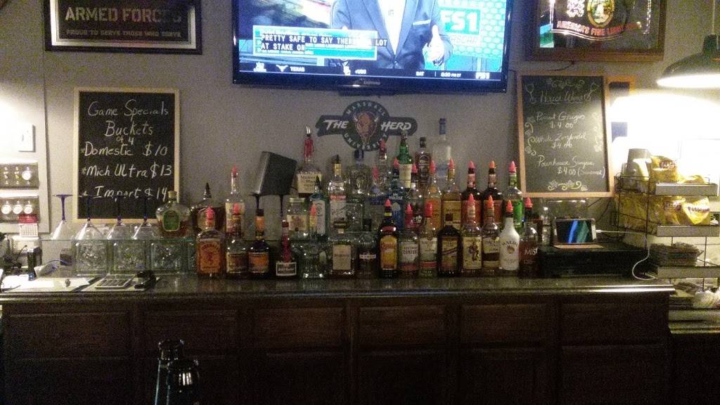 The Pour House | restaurant | 5790 Robert C Byrd Dr, Bradley, WV 25818, USA | 3048777919 OR +1 304-877-7919