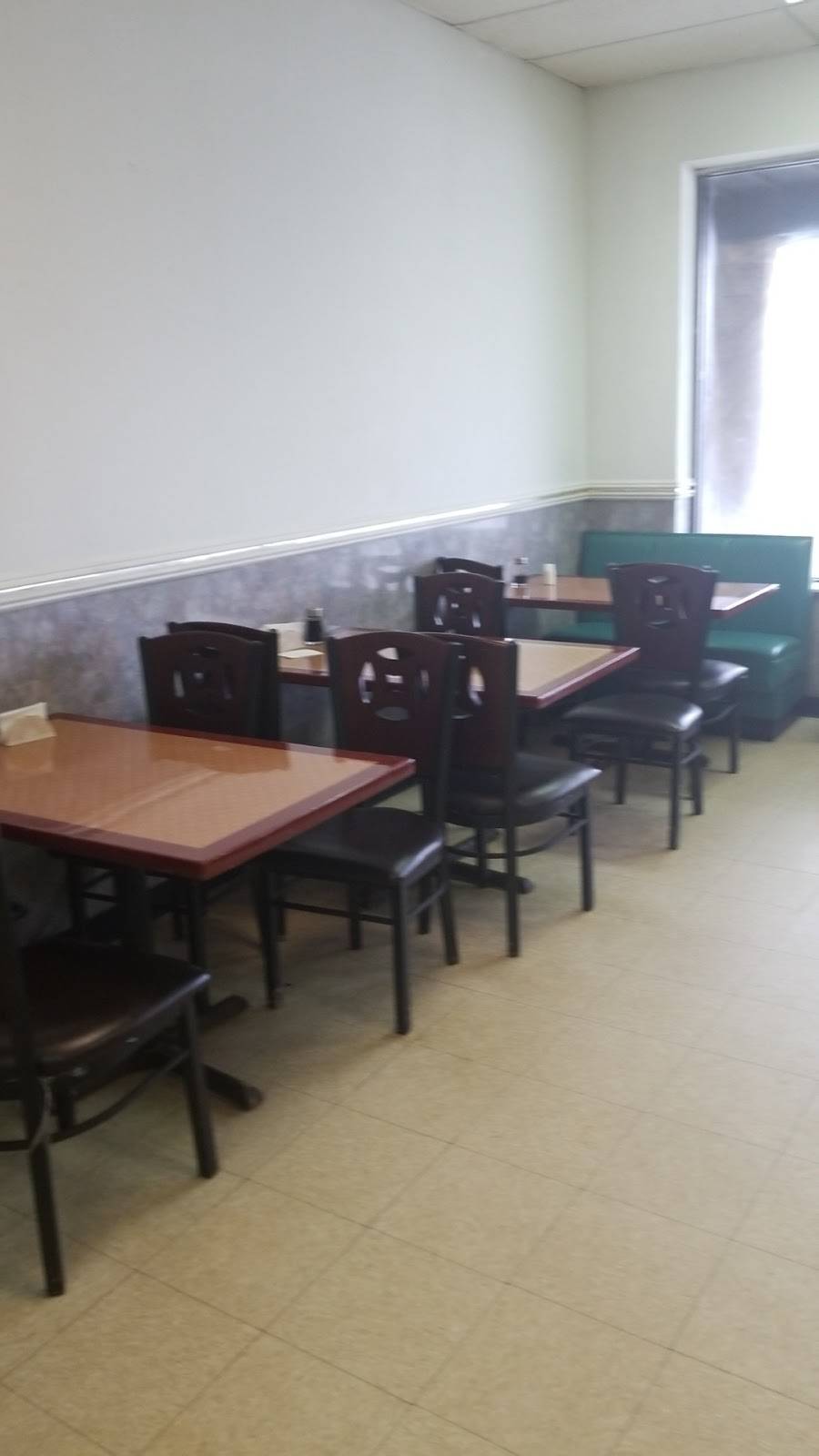 China King | restaurant | 1700 Sullivan Trail # 4, Easton, PA 18040, USA | 6102533231 OR +1 610-253-3231