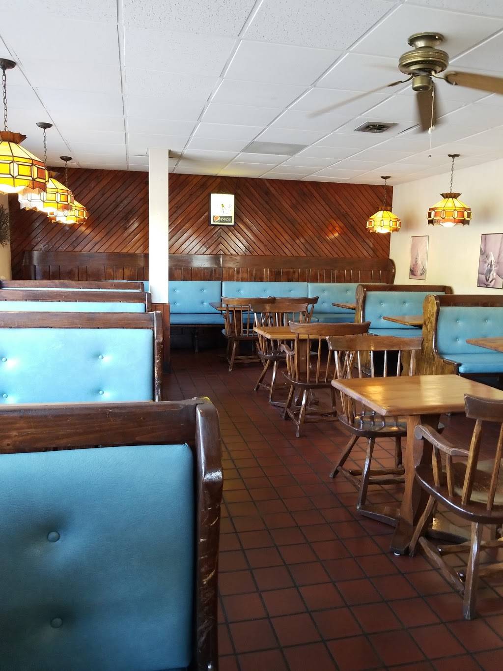 Beef-A-Roo | restaurant | 727 Riverside Plz, Iron River, MI 49935, USA | 9062655266 OR +1 906-265-5266