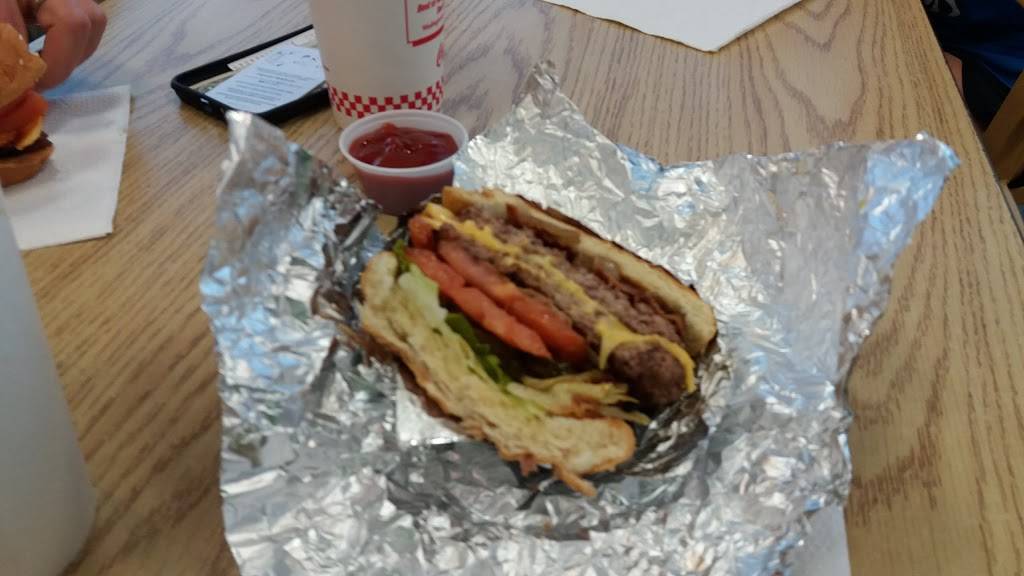 Five Guys | meal takeaway | 2750 Mall Dr Suite 320, Las Cruces, NM 88011, USA | 5755225100 OR +1 575-522-5100