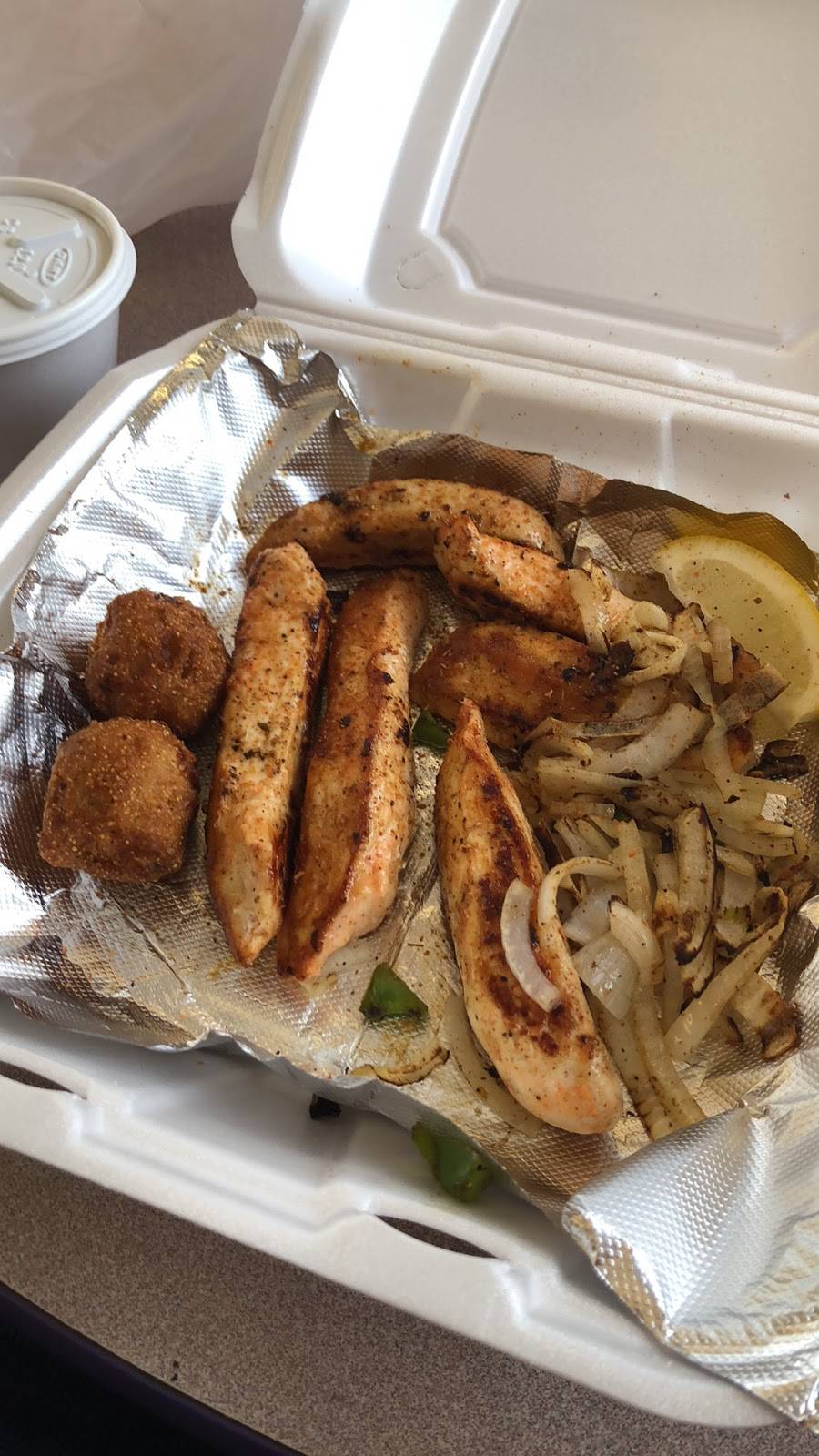 Sams Southern Eatery | restaurant | 910 N Miami Blvd, Durham, NC 27703, USA | 9192371570 OR +1 919-237-1570