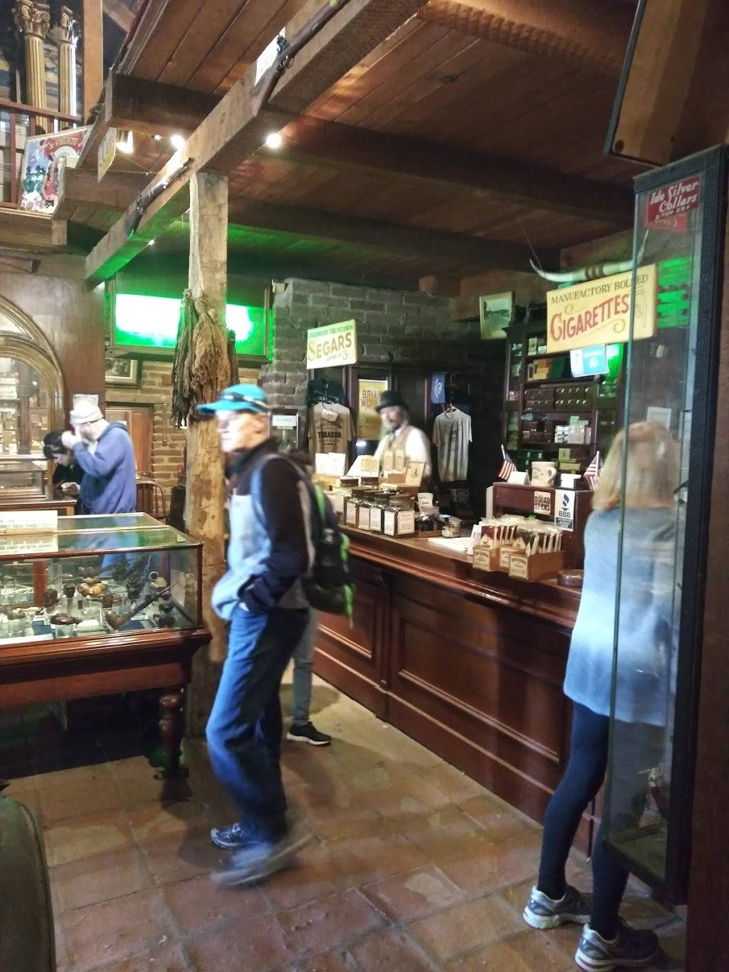 Charleys Philly Steaks | restaurant | 620 Chestnut Commons Dr, Elyria, OH 44035, USA | 4403660404 OR +1 440-366-0404