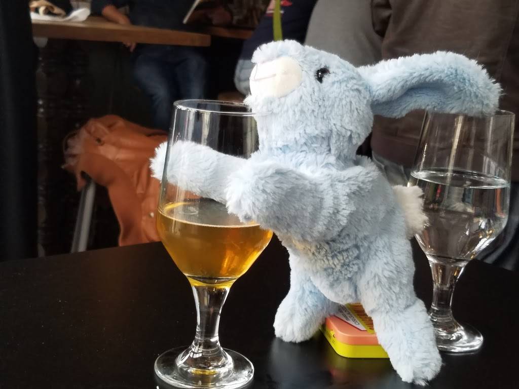 Woods Cervecería | restaurant | 3801 18th St, San Francisco, CA 94114, USA | 4152128412 OR +1 415-212-8412