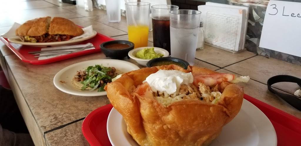 Burrito King | restaurant | 2307 Valley Pike, Dayton, OH 45404, USA | 9372359970 OR +1 937-235-9970
