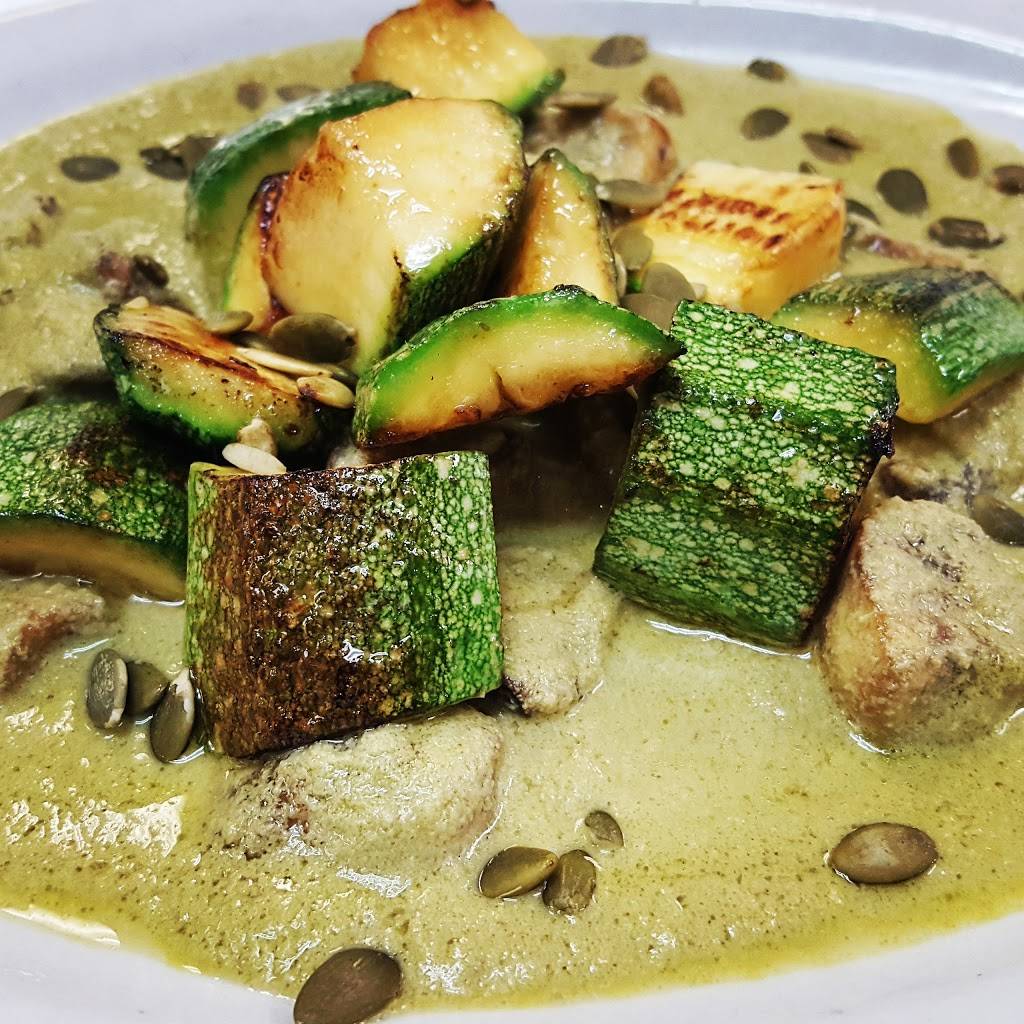 Las Molenderas Restaurant | restaurant | 2635 Gage Ave, Huntington Park, CA 90255, USA | 3235831933 OR +1 323-583-1933