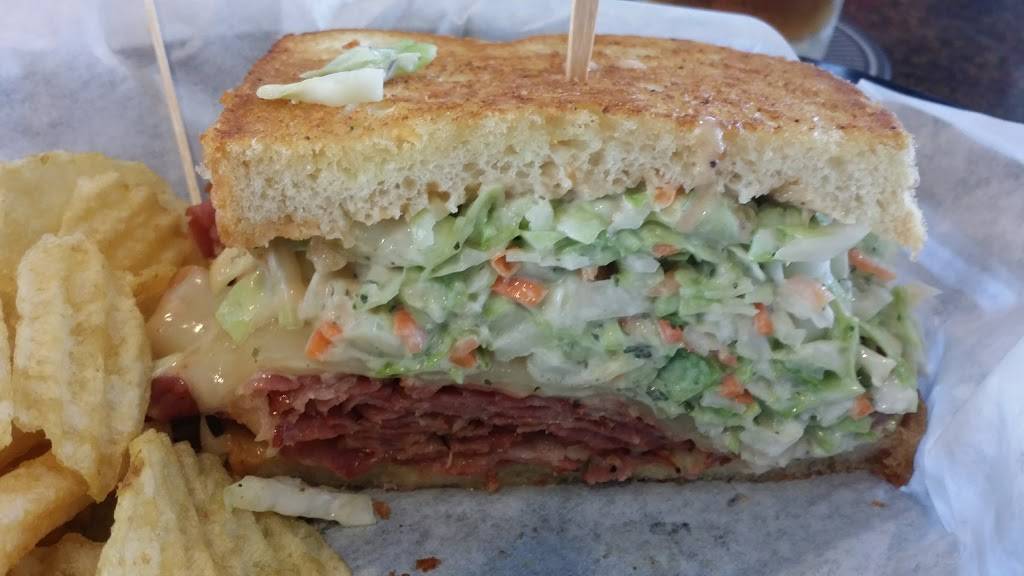 Humphrys Sandwich Shop | restaurant | 800 Avenida Pico, San Clemente, CA 92673, USA | 9493611093 OR +1 949-361-1093