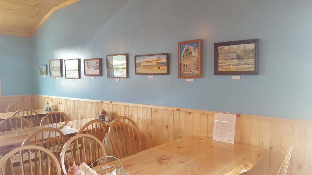 MJEK Seafood & Grill | restaurant | 239 Lakeview Dr, China, ME 04358, USA | 2072159481 OR +1 207-215-9481